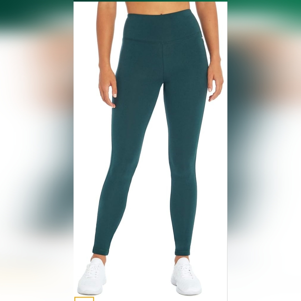 Marika leggings size M